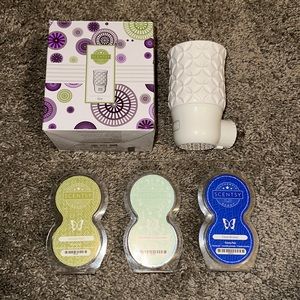 Scentsy star wall fan diffuser and 3 scent pod packs